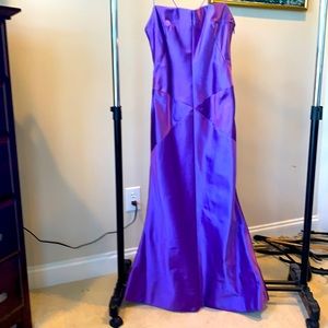 Gown dress. Vera Wang.